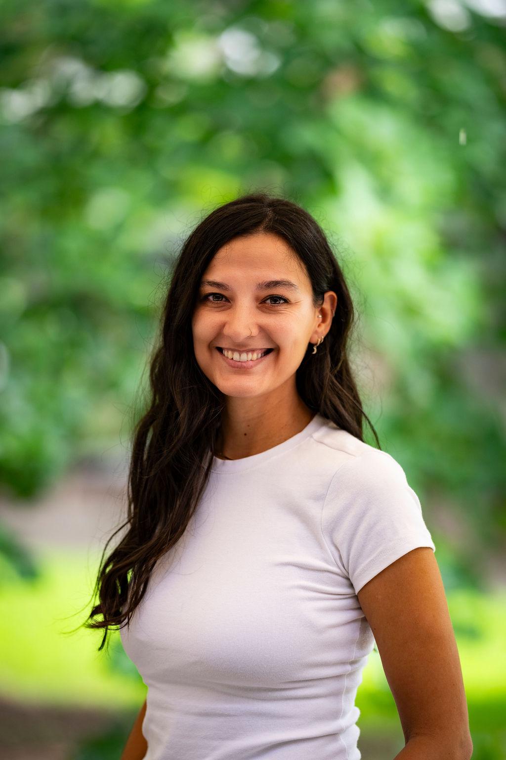 Dr Victoria Barja