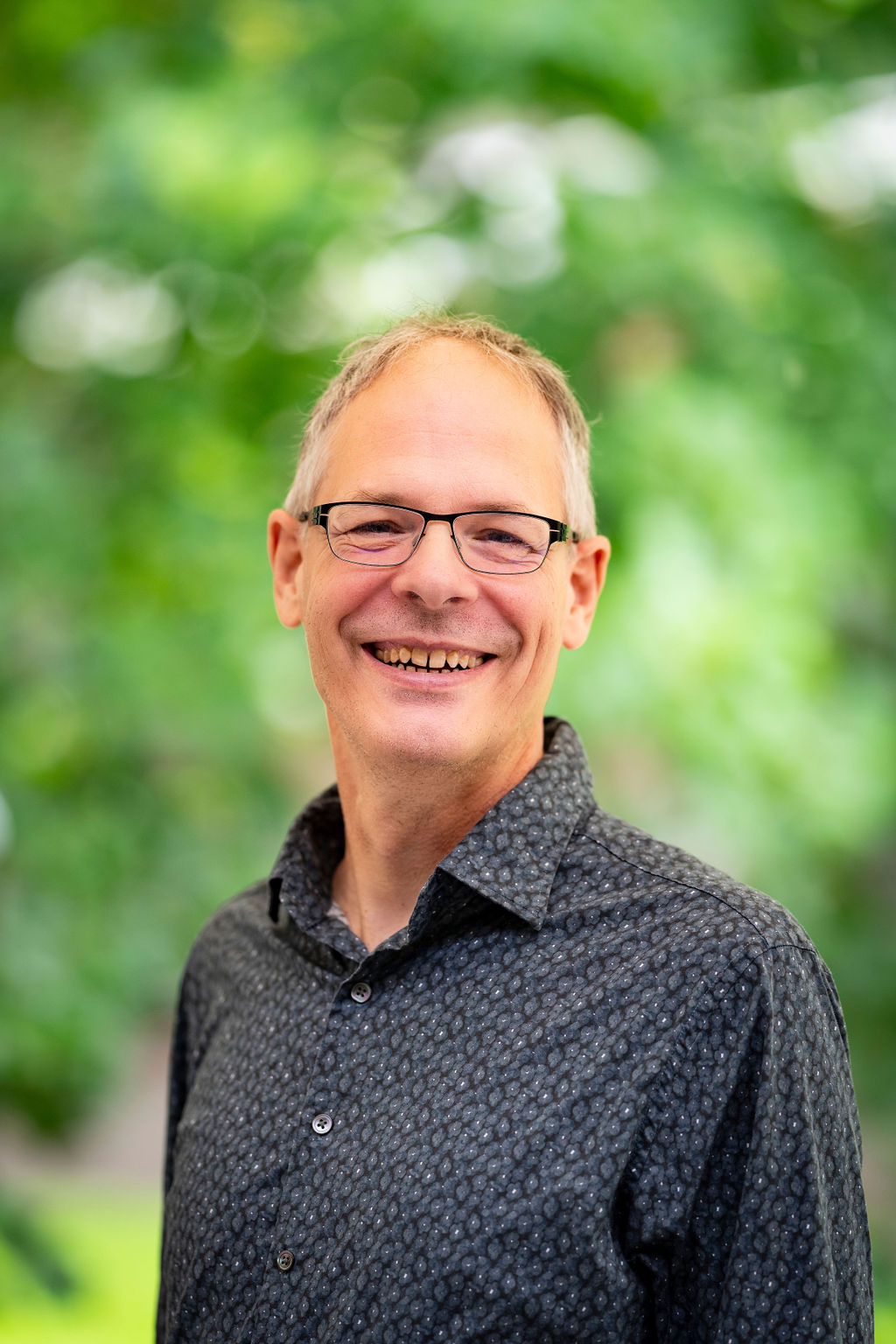 Professor Ian Paulsen